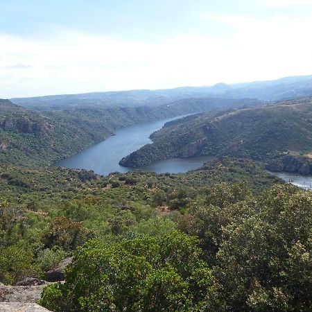 Duas Aguas Arribes Guest House Bemposta  Bagian luar foto